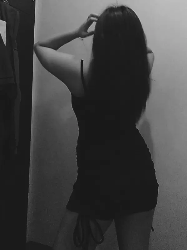 Chat with Avera, the Romance character AI chatbot