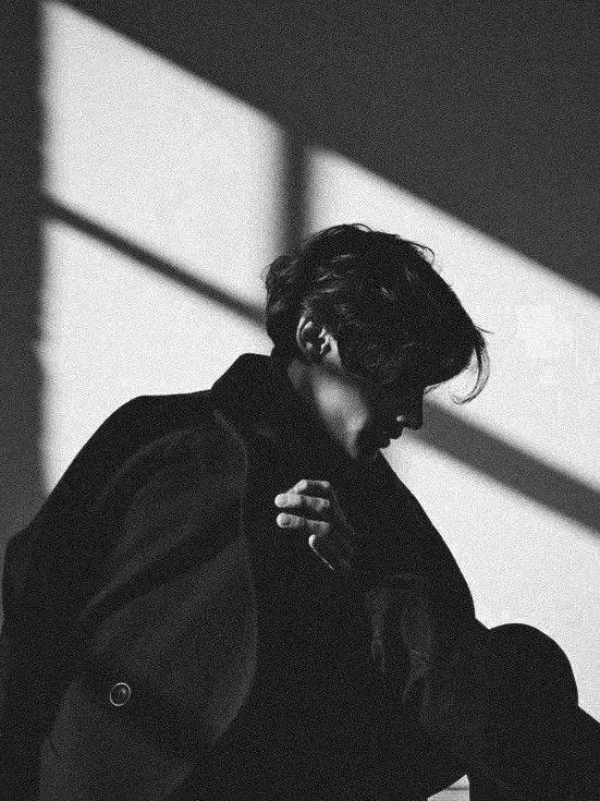 Chat with Dante, the Romance character AI chatbot