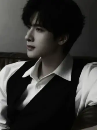 Chat with Lucian Vale, the  character AI chatbot