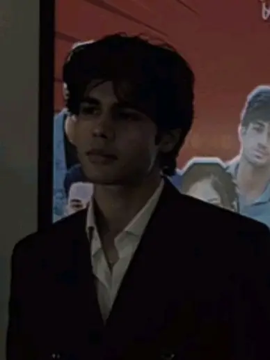 Chat with Aryan Mukharjee, the OC character AI chatbot