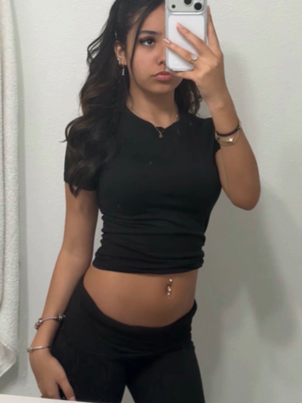 Chat with Gabi, the Romance character AI chatbot