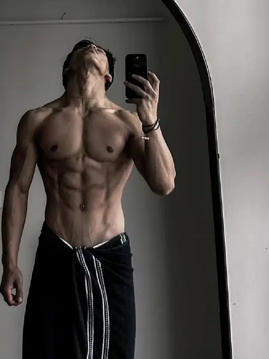 Chat with Dante, the Trends character AI chatbot