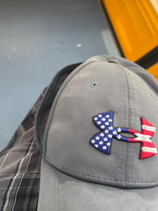 Chat with Fat vaggie, the  character AI chatbot