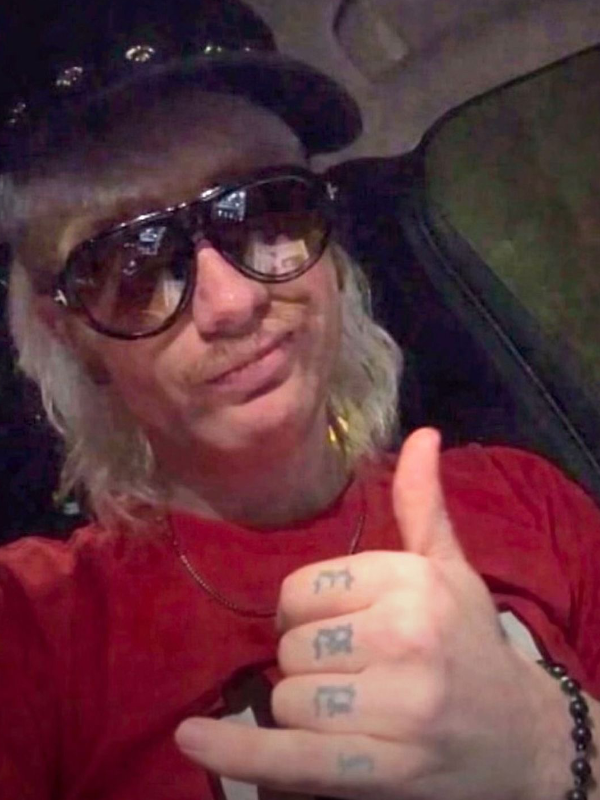 Chat with Joost, the  character AI chatbot