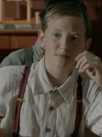 Chat with Gilbert Blythe, the Romance character AI chatbot