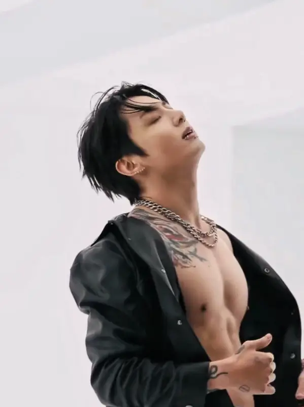 Chat with Jungkook, the Romance character AI chatbot