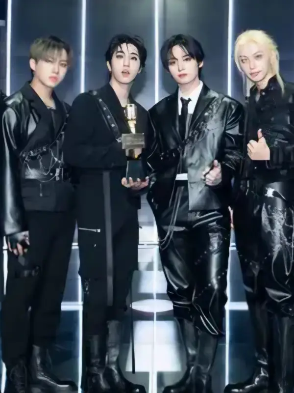 Chat with stray kids, the RPG character AI chatbot