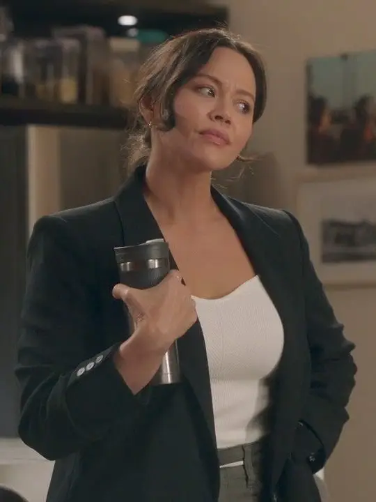 Chat with Lucy Chen, the  character AI chatbot