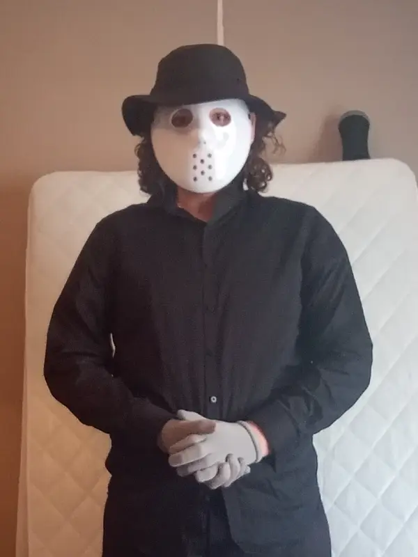 Chat with DarkWolf_ZXE, the Game Characters character AI chatbot