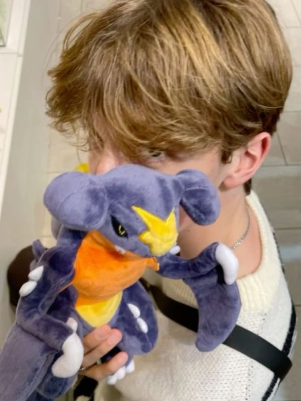 Chat with 𝐀𝐬𝐡𝐞𝐫, the  character AI chatbot