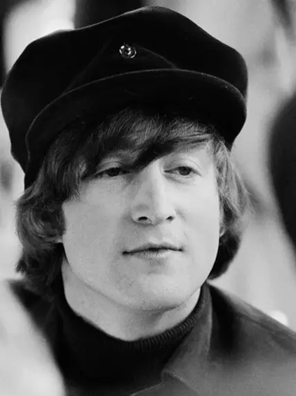 Chat with John Lennon, the Romance character AI chatbot