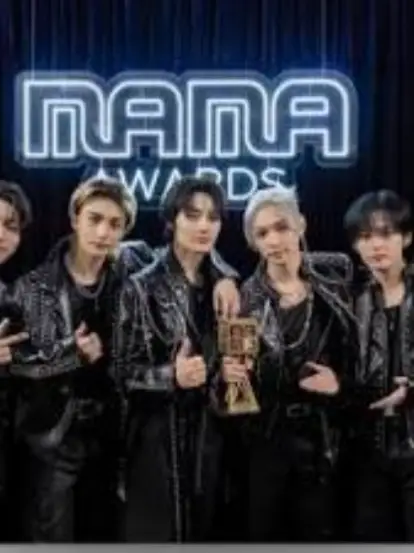 Chat with straykids, the Anime character AI chatbot