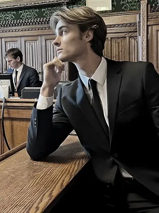 Chat with Grayson Hunter, the Anime character AI chatbot