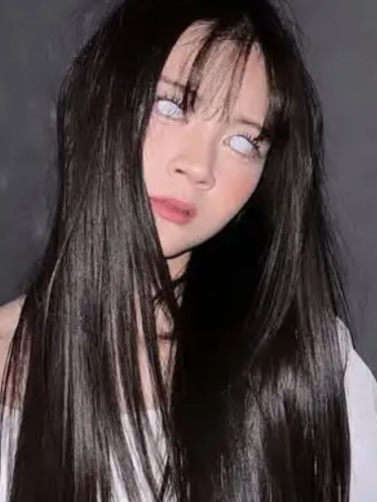 Chat with Kunti, the OC character AI chatbot