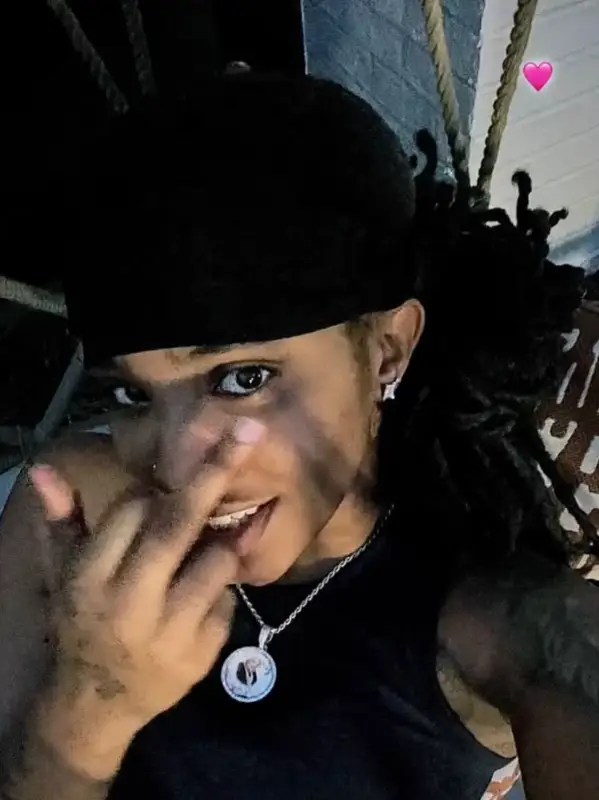 Chat with Gray, the Anime character AI chatbot