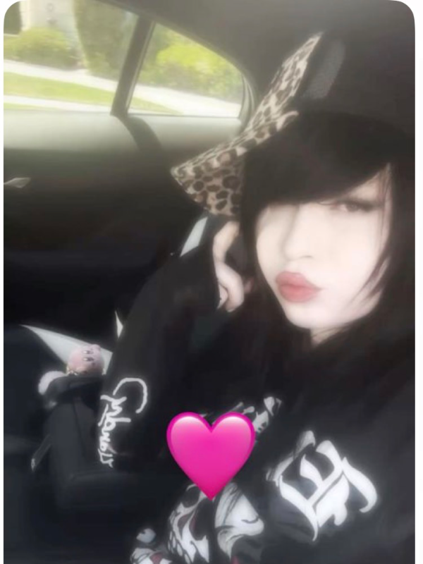 Chat with Ayesha erotica ♡, the  character AI chatbot