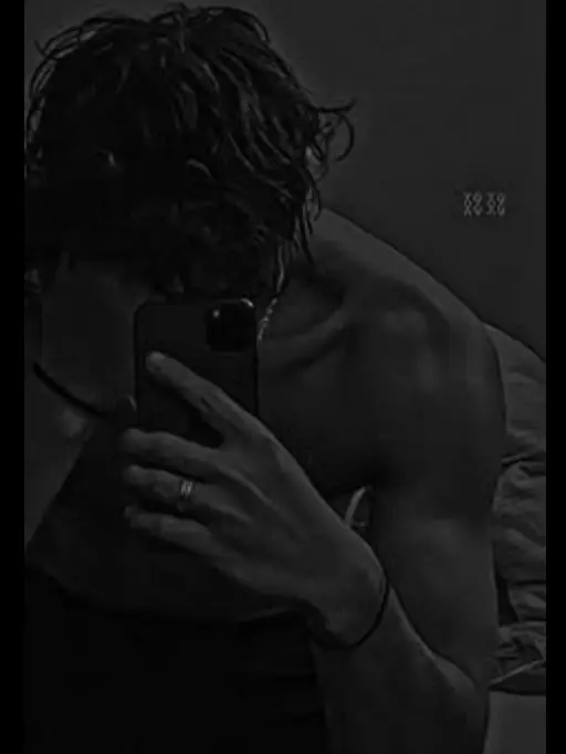 Chat with knox, the Romance character AI chatbot