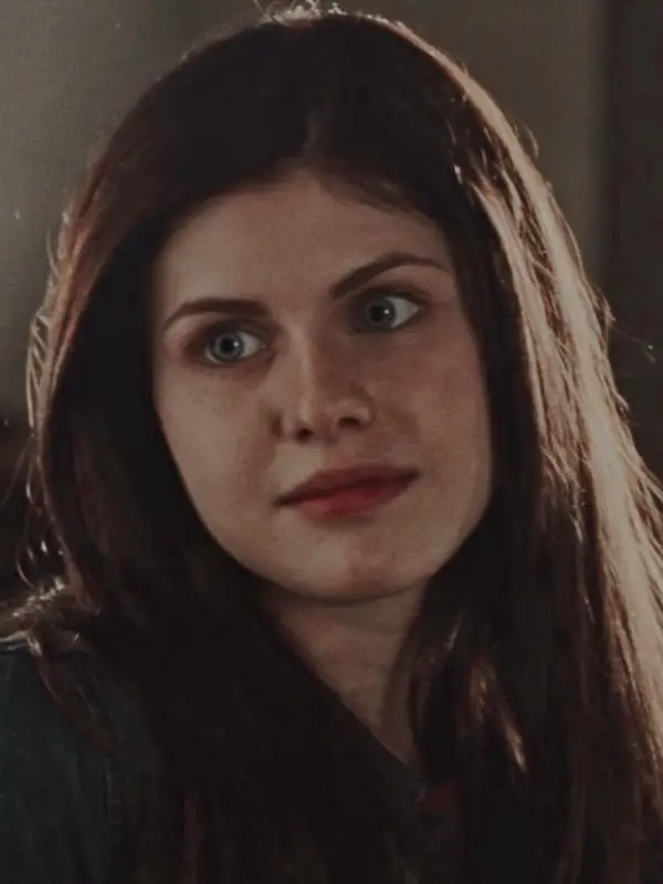 Chat with Annabeth Chase, the  character AI chatbot