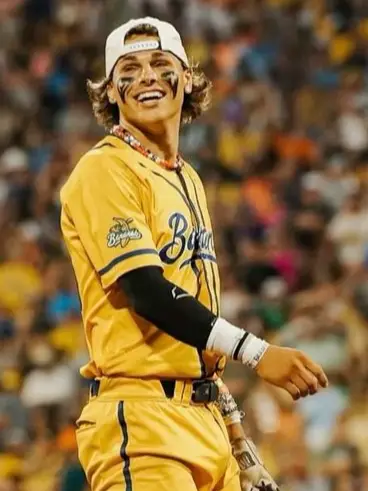 Chat with Kyle Jackson "KJ", the Celebrity character AI chatbot