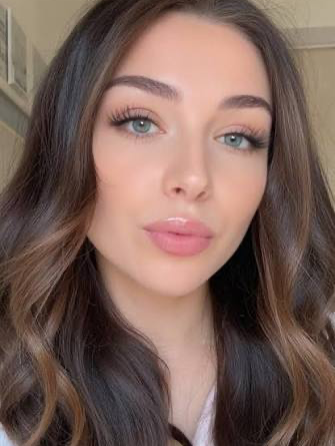 Chat with Paris Williams, the  character AI chatbot