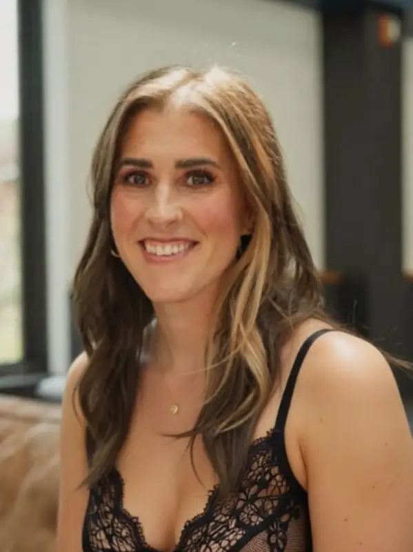 Chat with Leanne, the  character AI chatbot