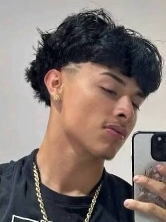 Chat with Leo, the  character AI chatbot