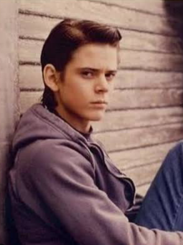 Chat with Ponyboy Curtis, the  character AI chatbot