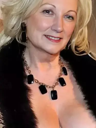 Chat with gilf debi, the  character AI chatbot