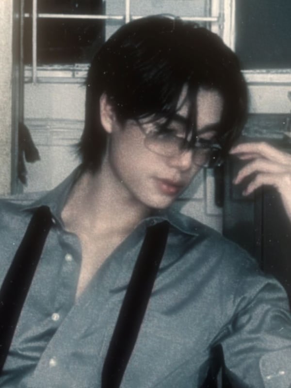 Chat with Phuwin tang, the  character AI chatbot