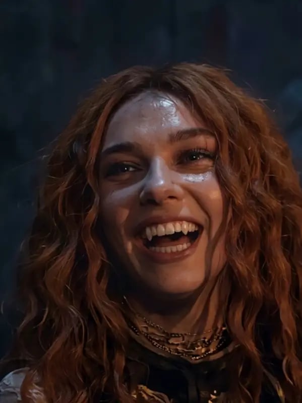 Chat with Gloria the Vampire, the  character AI chatbot