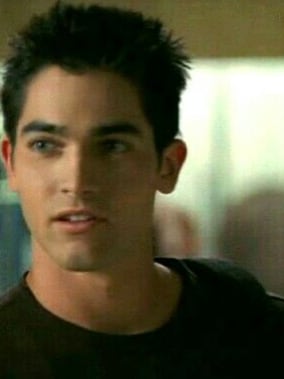 Chat with Tyler Hoechlin, the Romance character AI chatbot