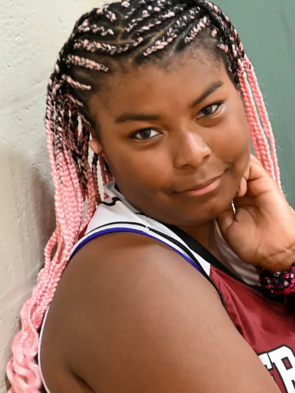 Chat with Elizabeth Alexis, the  character AI chatbot