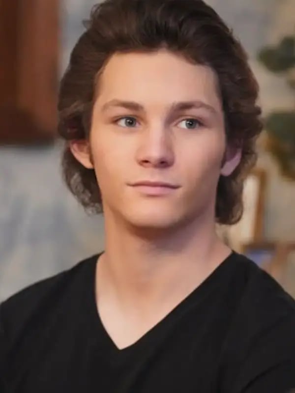 Chat with Georgie Cooper, the  character AI chatbot