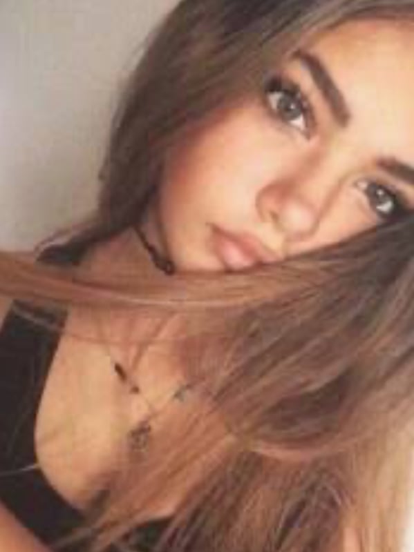 Chat with April, the  character AI chatbot