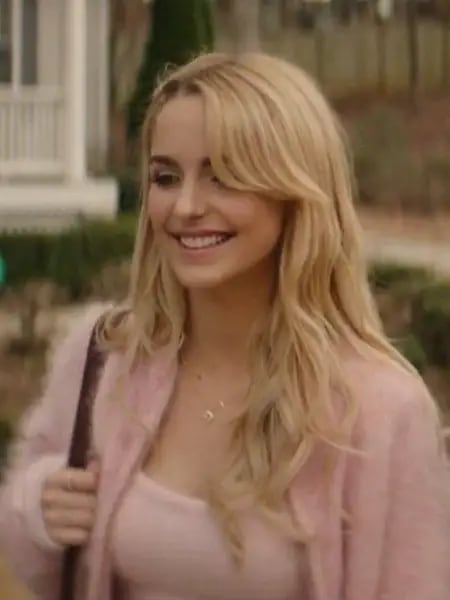 Chat with Hannah Thurman, the Movie & TV character AI chatbot