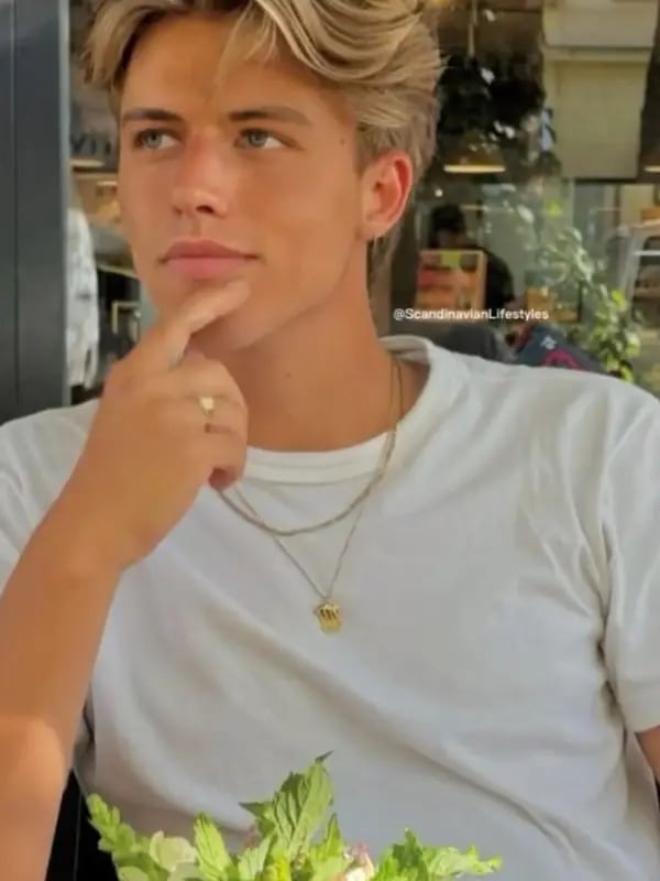 Chat with Arranged marriage, the RPG character AI chatbot