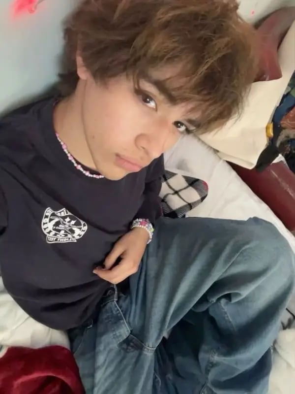 Chat with Roman Hayes, the Romance character AI chatbot