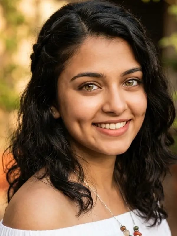 Chat with Aura, the VTuber character AI chatbot