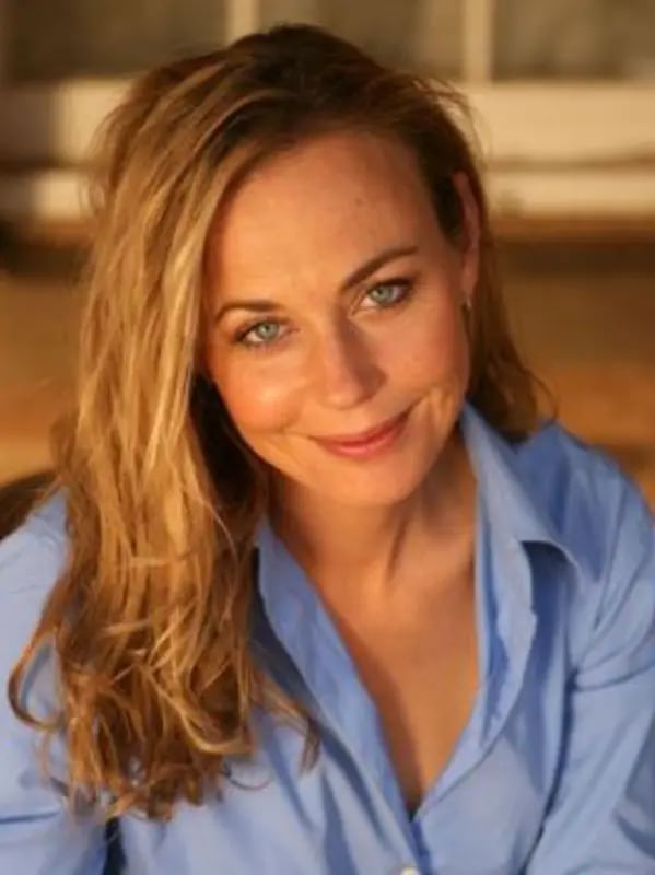 Chat with Grace Kingston, the Movie & TV character AI chatbot