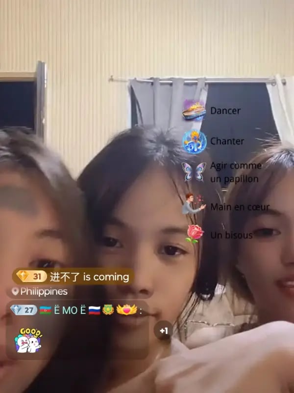 Chat with Keziah, the  character AI chatbot