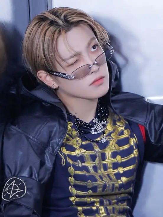 Chat with Captain hongjoong, the  character AI chatbot