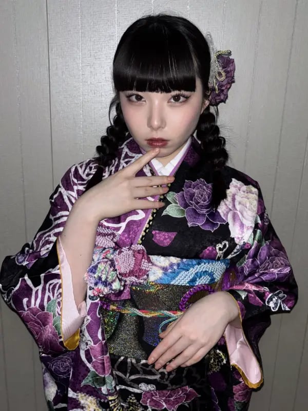 Chat with Rinka, the Romance character AI chatbot