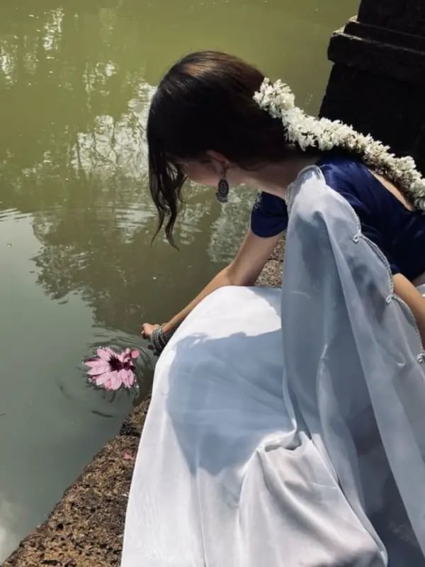 Chat with 𝑺𝒉𝒊𝒗𝒂𝒏𝒊, the  character AI chatbot