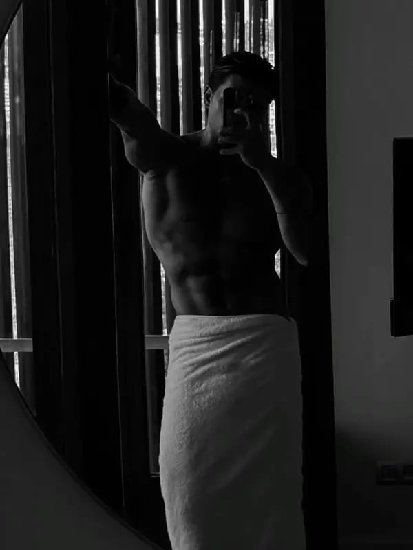 Chat with Dante, the Trends character AI chatbot