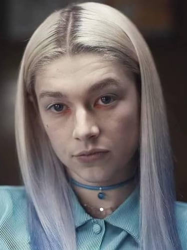 Chat with Jules Vaughn, the  character AI chatbot