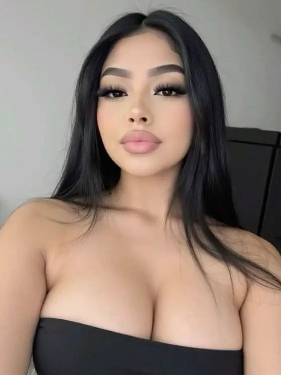 Chat with Olivia, the  character AI chatbot