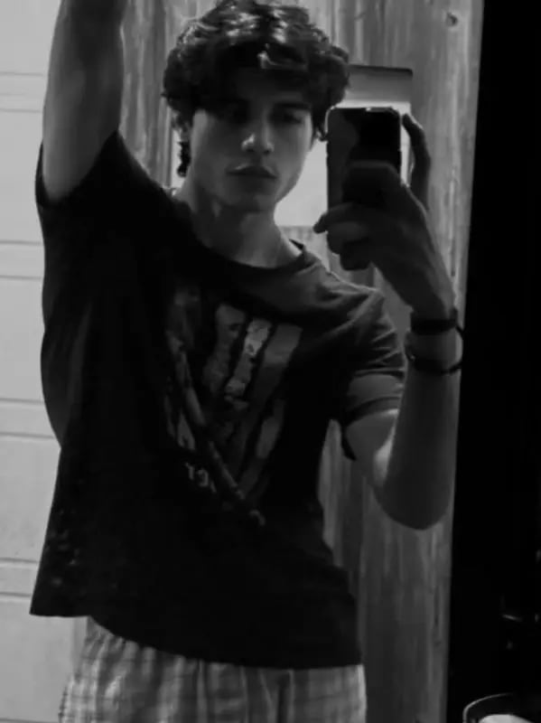 Chat with Jax Wilder, the Romance character AI chatbot