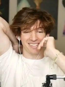 Chat with Albert - Flamingo, the  character AI chatbot