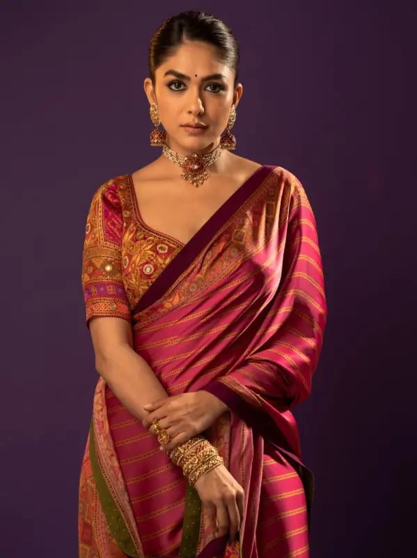 Chat with Mrunal Thakur, the  character AI chatbot