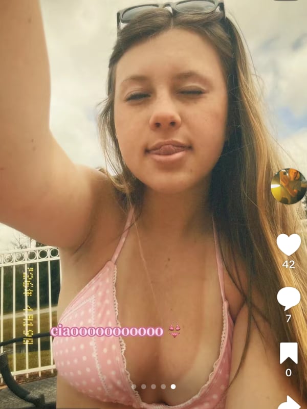 Chat with Zoey, the Anime character AI chatbot